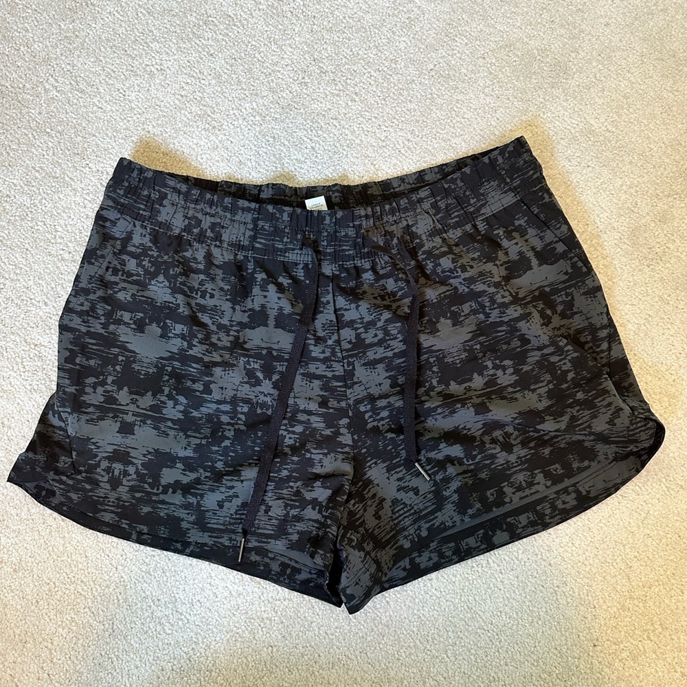 Marika athletic shorts XL